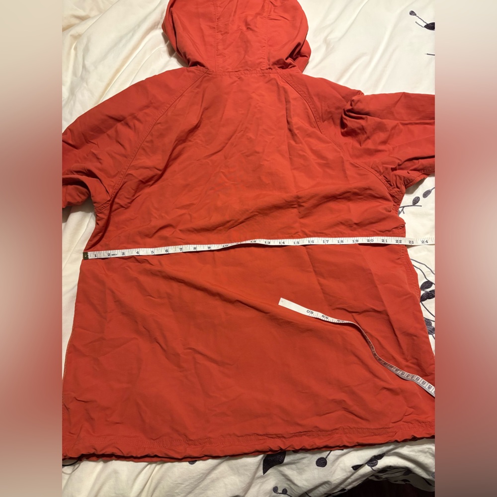 L.L.Bean Anorak Mountain Classic
Orange Tapered Trim Lightweight Jacket - Picture 15 of 15